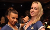 Mornarska zabava i sexy plesačice u Acapulcu