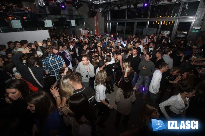 Garage ultra lounge plesao sa najpoznatijim "šetačem"