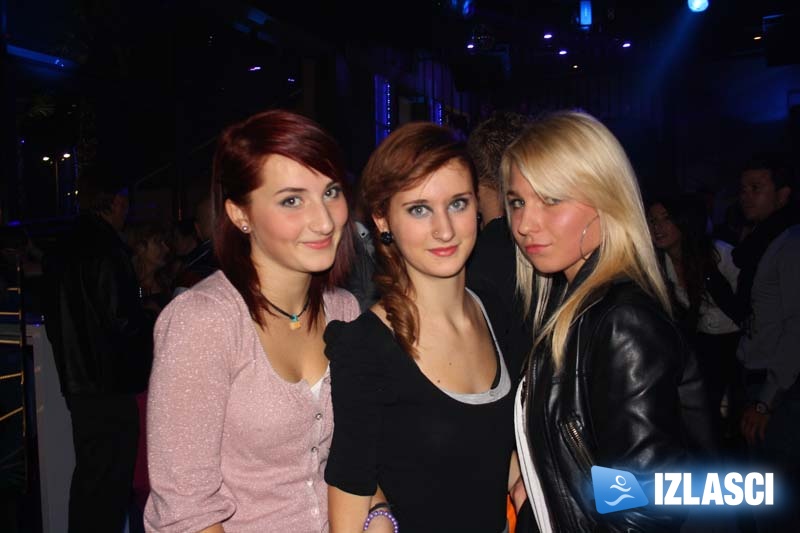 Seksipilna Miss Kali u Garage ultra lounge 