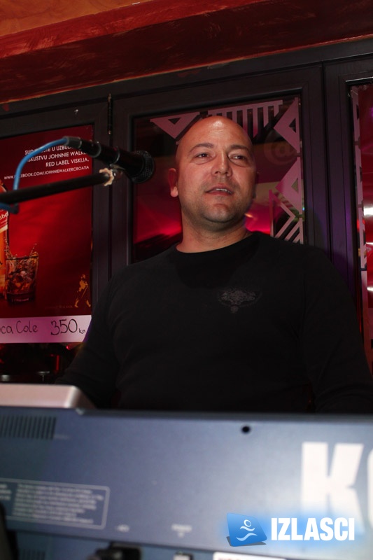 Veselje uz Jet Set band u Ludnici Zen