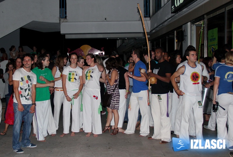 Capoeira night u Maat baru
