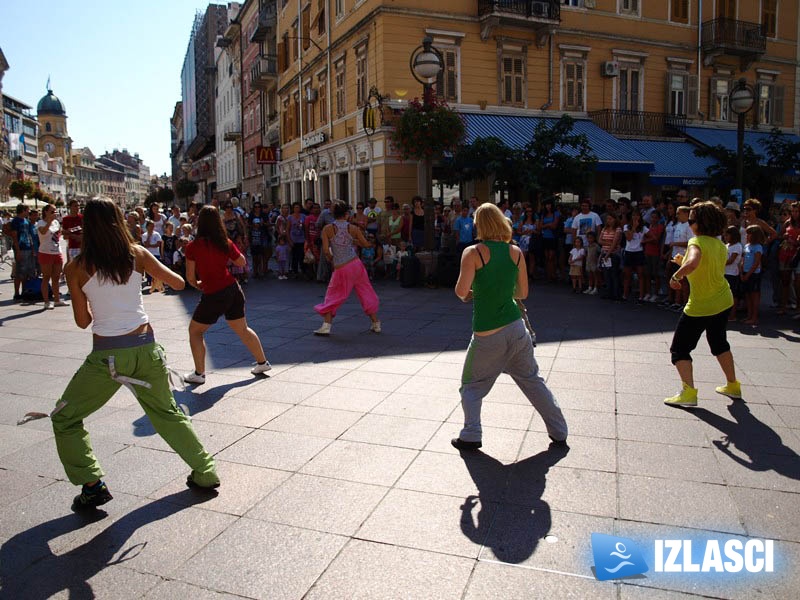 Zumbastična najava partyja na Korzu!