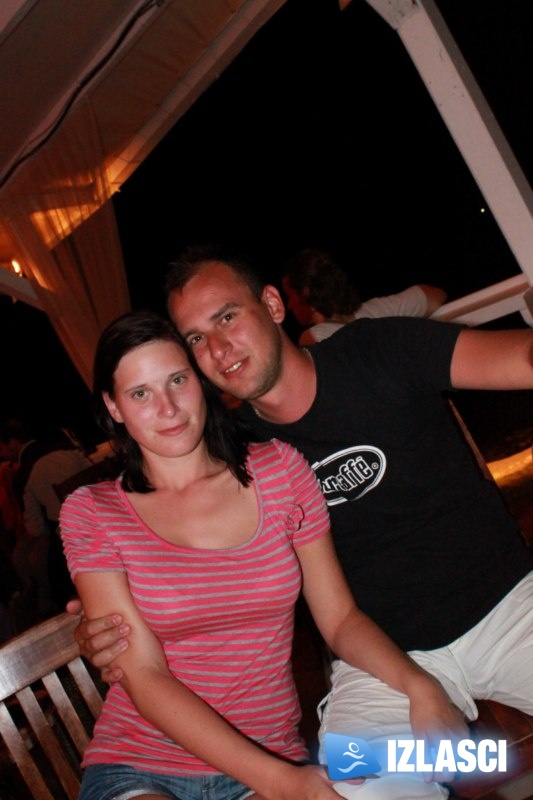 Bojan Ristić brass band rasplesao Macumba Beach bar