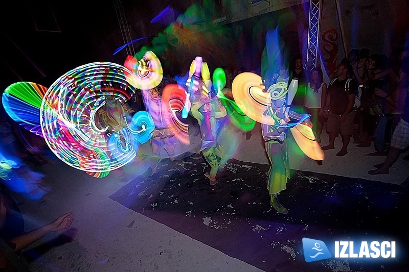 Liquid Fire @ Future Nature