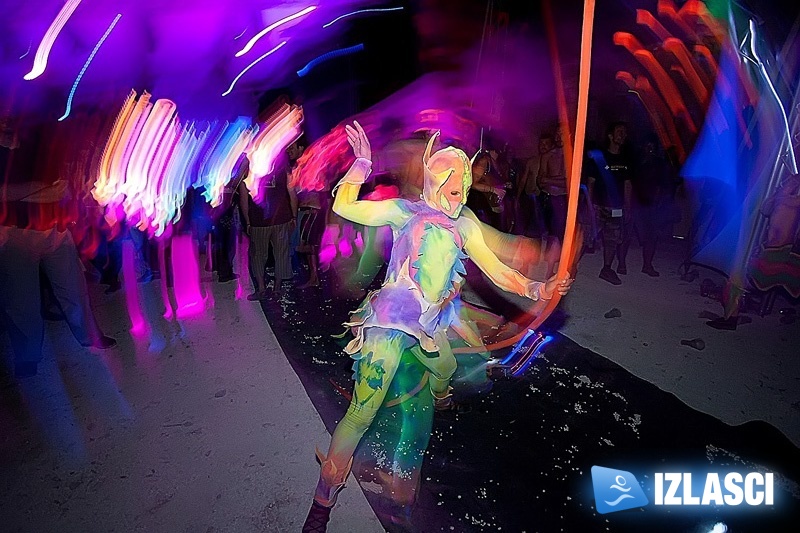 Liquid Fire @ Future Nature