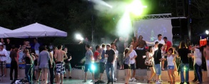 Pool Party na plaži Girandella u Rapcu