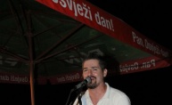 Koncert Deana Bakića u Beach baru Baza