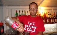 Captain Morgan i njegove zgodne hostese poharali Macumbu