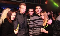 Red Bull + vodka party u night clubu Montana