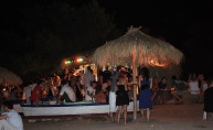 Barracuda Beach Bar u znaku zgodnih cura 