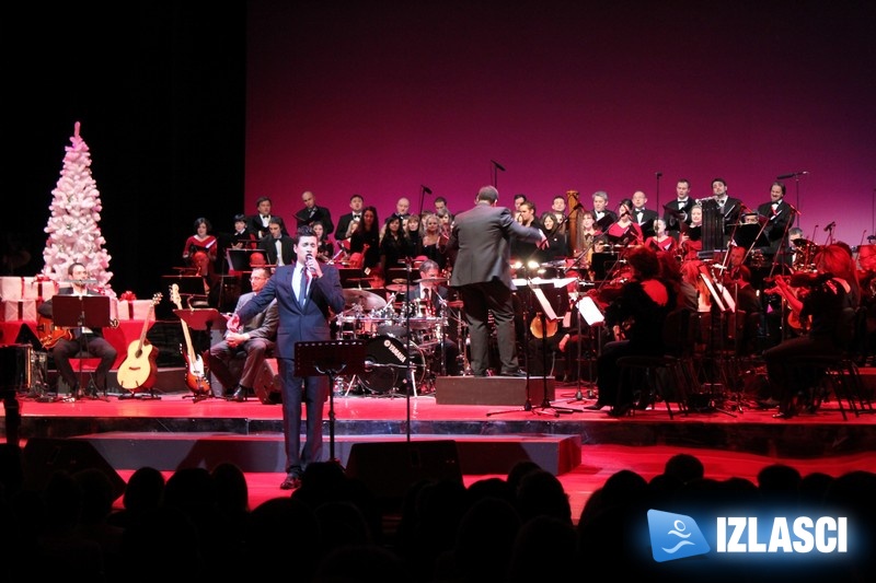 Marko Tolja poklonio gradu na Rječini najljepši Božićni koncert