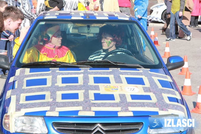 Jubilarni 20. Maškarani auto-rally Pariz Bakar