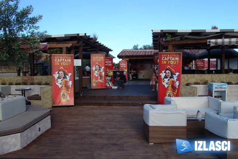 Captain Morgan party u Kaleta baru u Starigradu