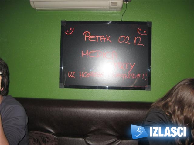 BRL (Badel rakije i likeri) party u caffe baru Jack, Požega