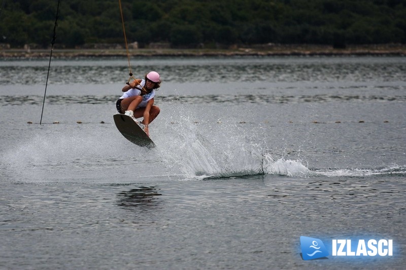 Otok Krk zaposjeli ljubitelji wakeboardinga, skatea i graffita- Cable Krk Jam