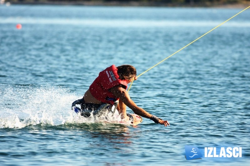 Otok Krk zaposjeli ljubitelji wakeboardinga, skatea i graffita- Cable Krk Jam