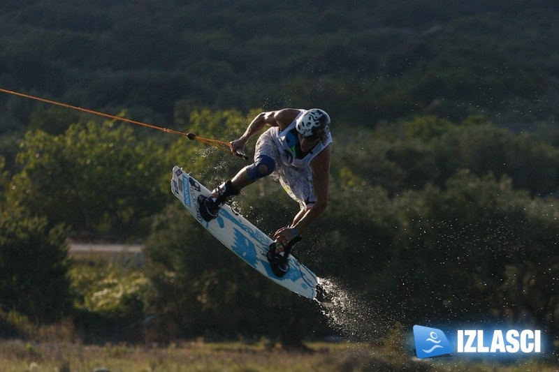 Otok Krk zaposjeli ljubitelji wakeboardinga, skatea i graffita- Cable Krk Jam