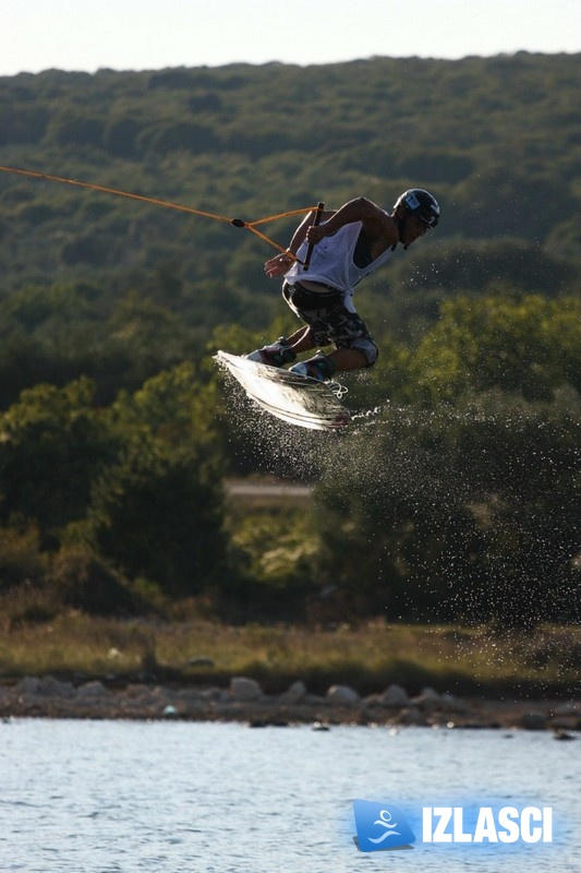 Otok Krk zaposjeli ljubitelji wakeboardinga, skatea i graffita- Cable Krk Jam