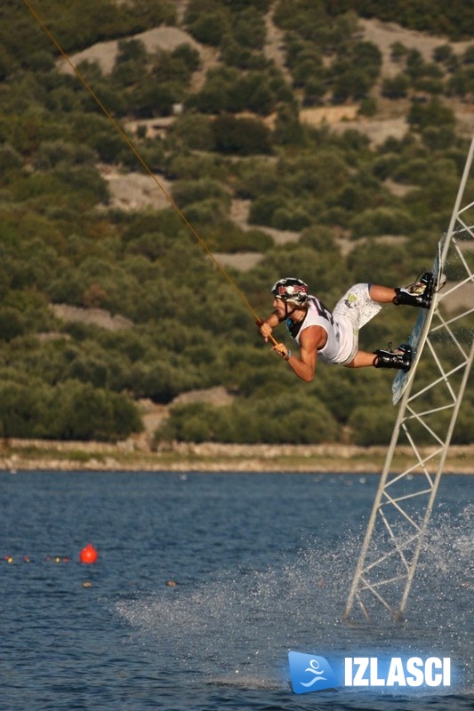 Otok Krk zaposjeli ljubitelji wakeboardinga, skatea i graffita- Cable Krk Jam