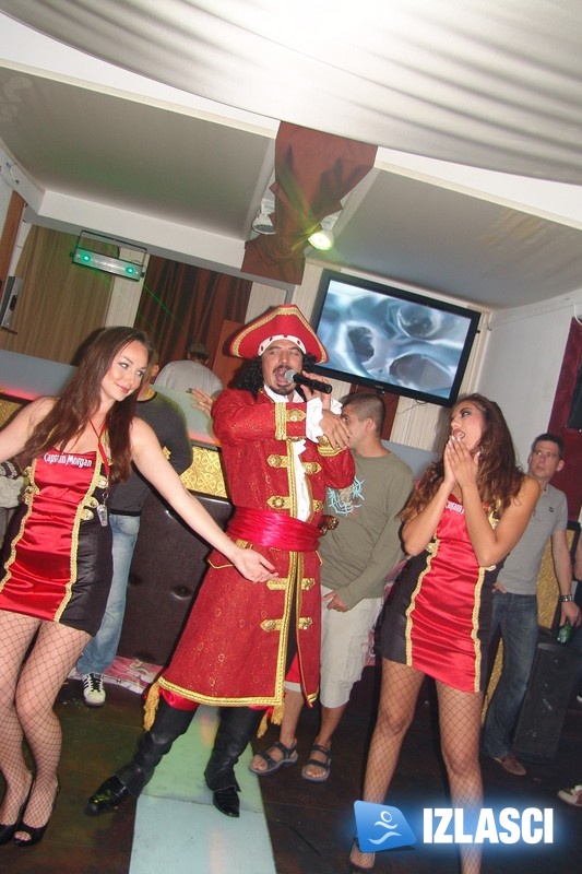 Gdje je Captain Morgan tu je party! Cocomo, Novalja