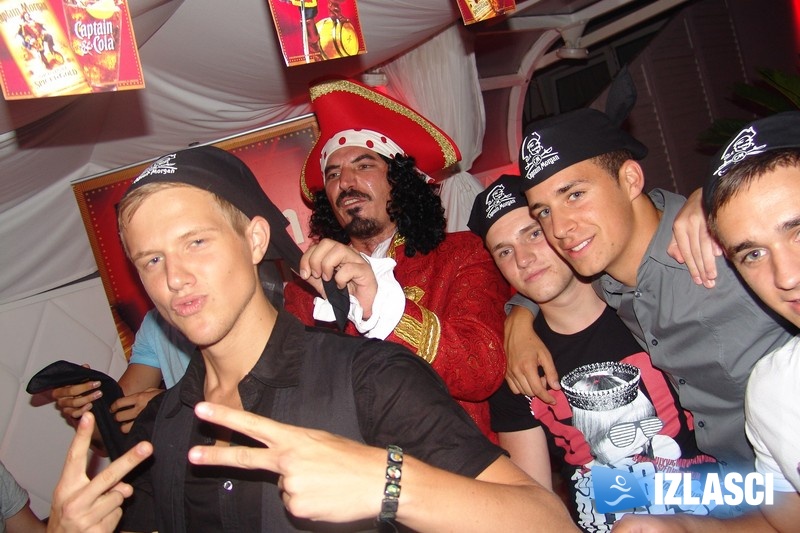 Gdje je Captain Morgan tu je party! Cocomo, Novalja