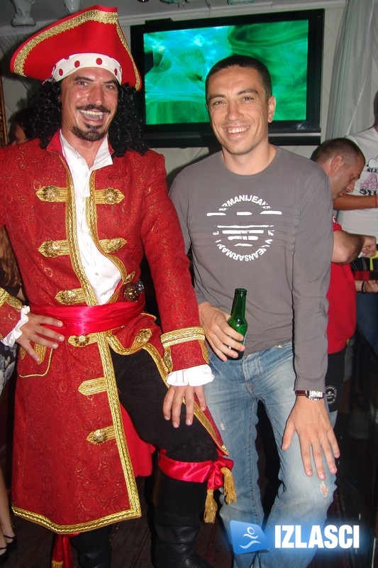 Gdje je Captain Morgan tu je party! Cocomo, Novalja