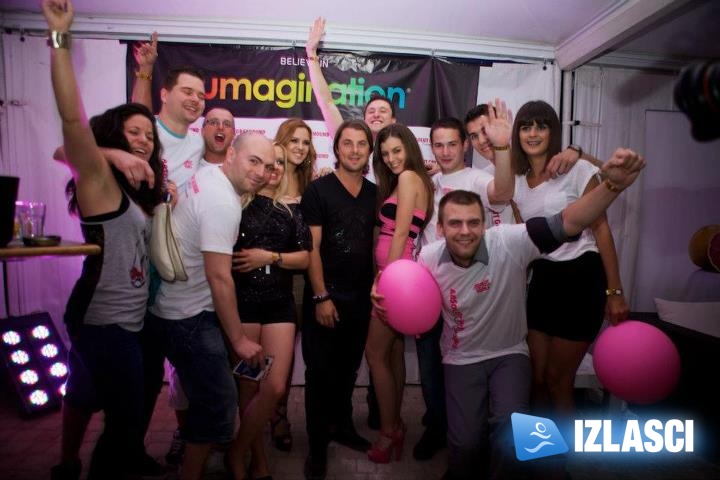 Absolut Greyhound UMAGINATION w. Axwell, Chuckie, Koyu