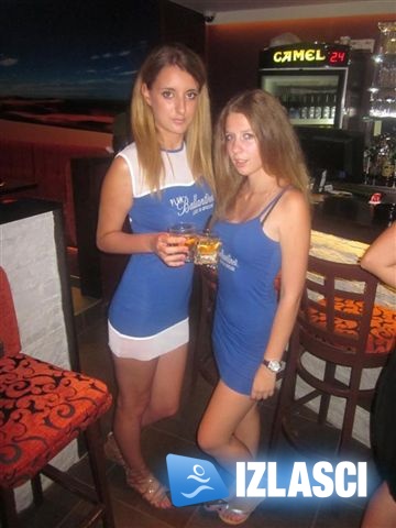 Ballantine's party @ Camel, Split