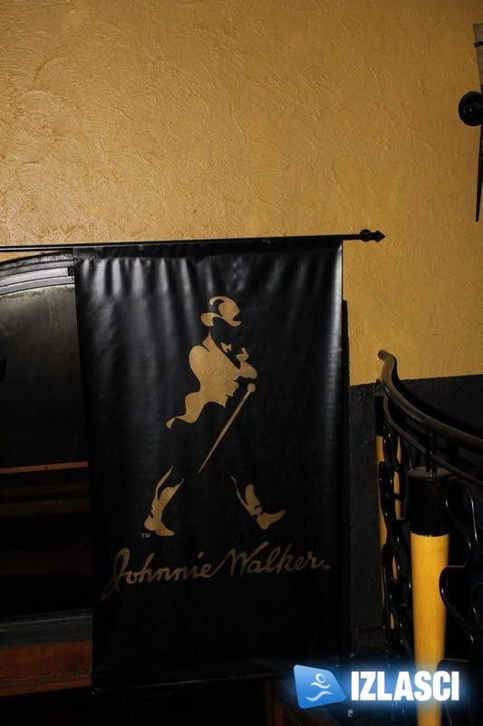 Tko mari za predavanja? - Johnnie Walker pub