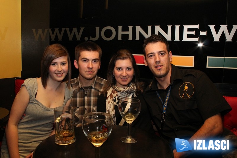 Tko mari za predavanja? - Johnnie Walker pub