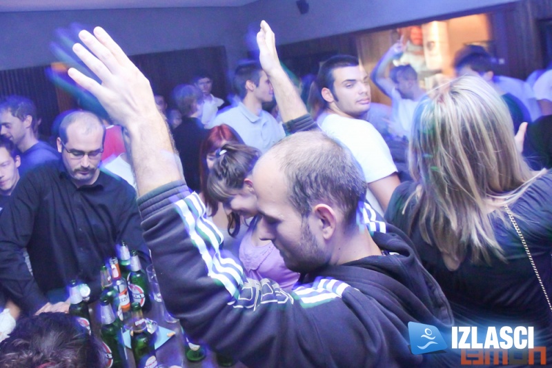 R'n'b night uz rezident DJ-e u Lemonu