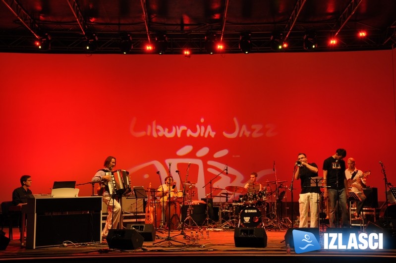 Liburnija Jazz festival: Elvis Stanić group & Oliver Dragojević na Ljetnoj pozornici, Opatija