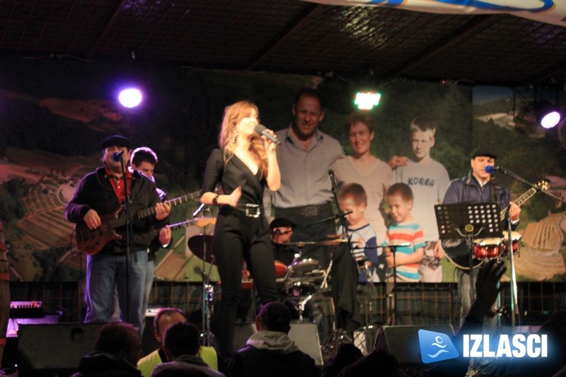 Martinja fest 2012: Zamaski dol - Lidija Bačić & Dražen Zečić