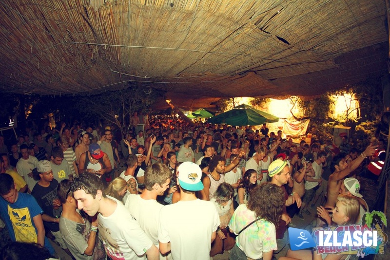 Pacino Beach bar u Istri je novo Zrće!