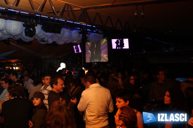 Veliki Ballantine's party u pulskom Pietasu