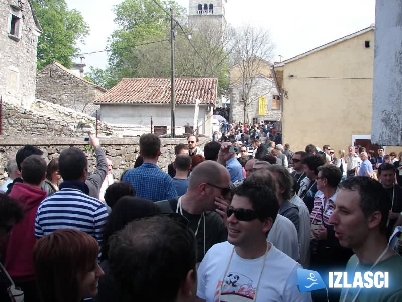 Ljubitelji dobre kapljice uživali u Gračišću