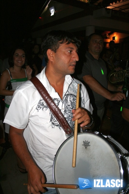 Villa Club uz Bojan Ristić Brass Band