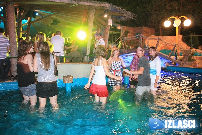 Užareni Summer club 